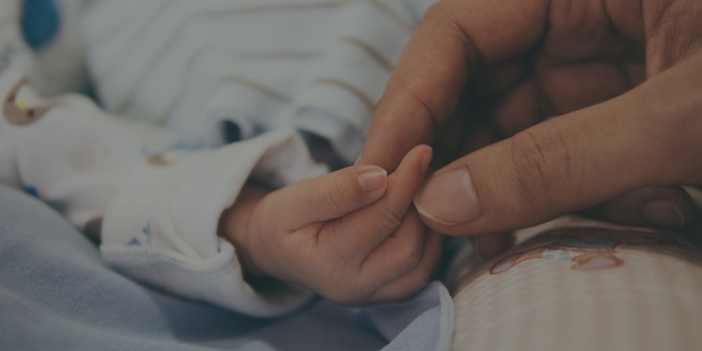 Newborn hand - post birth basics