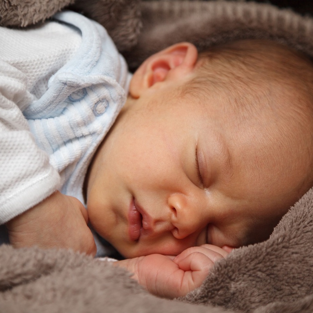 sleeping baby is happy with the No-low Cry Sleep Method