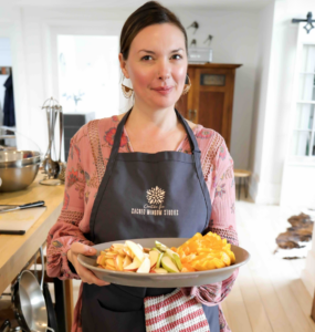 Christine Eck - Postpartum Recovery Support - fourth trimester podcast